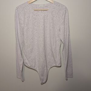 Aritzia Babaton Shapelace Crew Longsleeve Bodysuit Women's XL Lavender